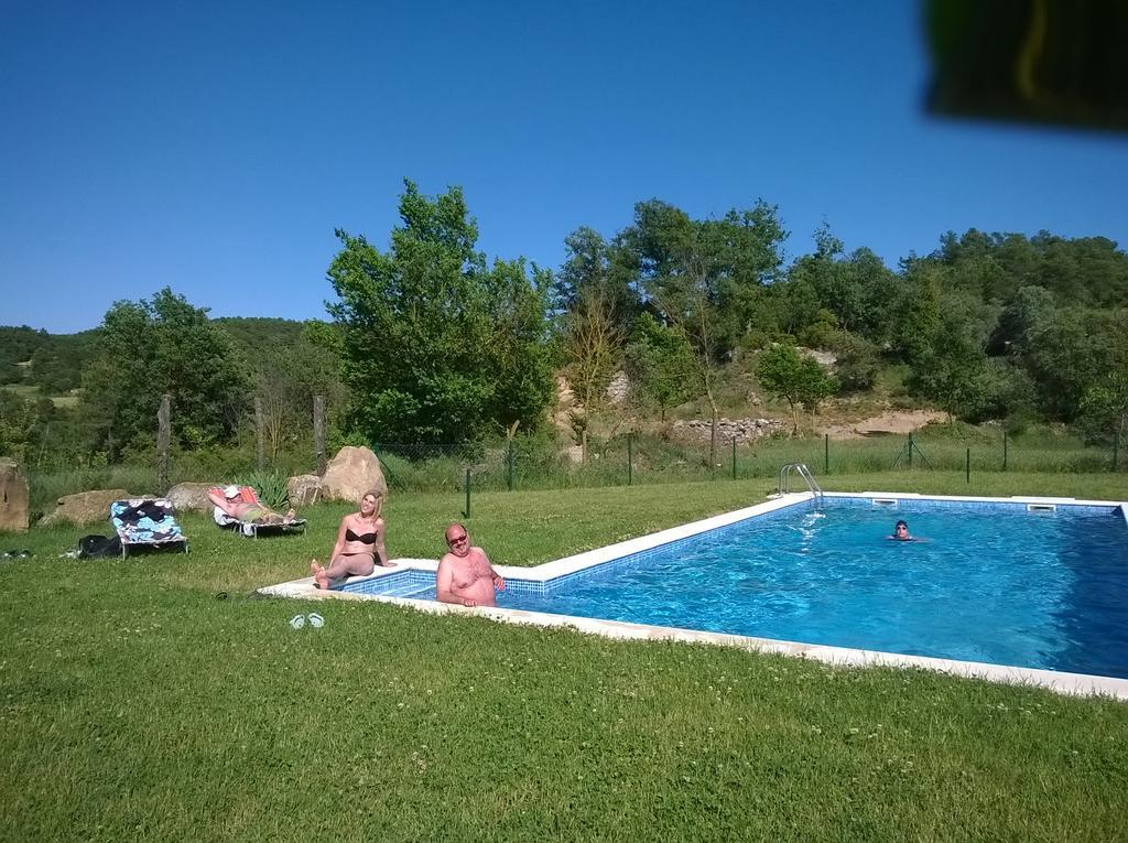 Masia Rovira Pinell de Solsones エクステリア 写真